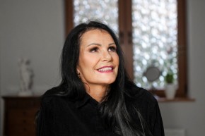 Sally - Mein Abenteuer mit Artplastica - Bruststraffung und Facelifting
