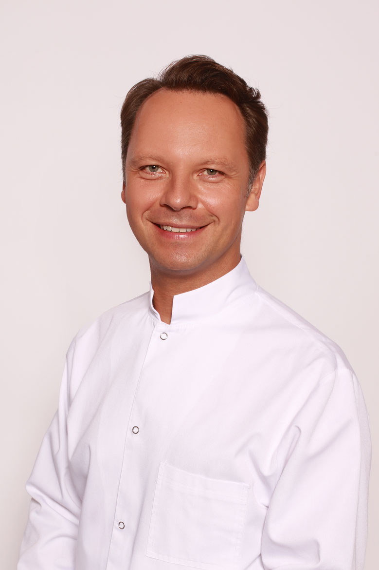 Dr Fabian Urban